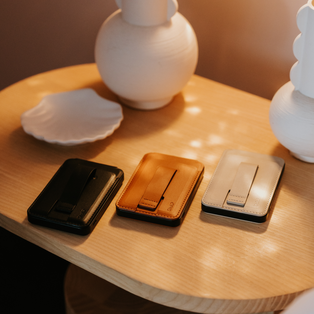 SnapWallet - 5 in 1 Wallet Power Bank